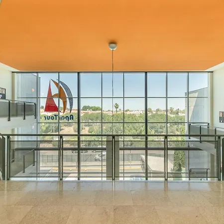Apartment With Free Parking And Pool